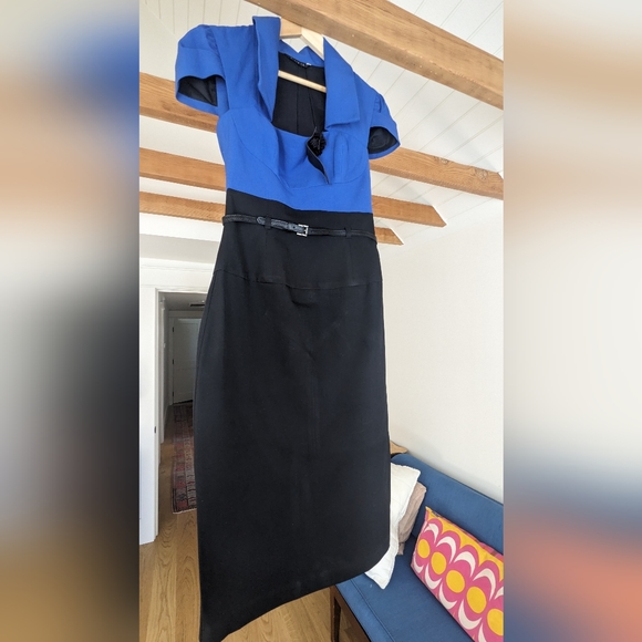 Black Halo cap sleeve belted sheath dress - Picture 4 of 5